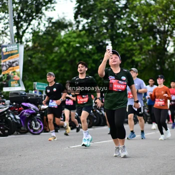 Runner Photo 4134206