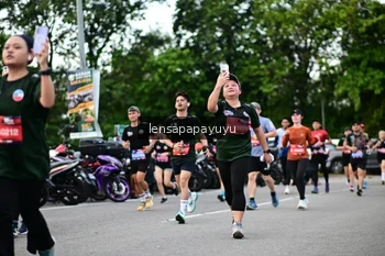 Runner Photo 4134209