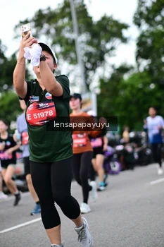 Runner Photo 4134214