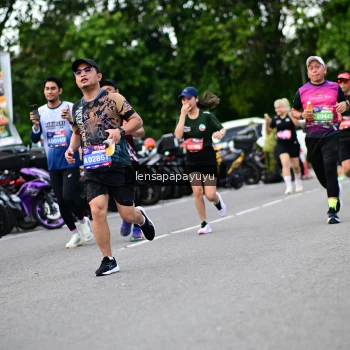 Runner Photo 4134220