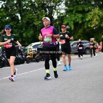 Runner Photo 4134222