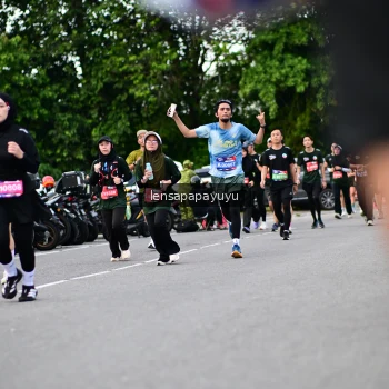 Runner Photo 4134230