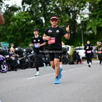 Runner Photo 4134231
