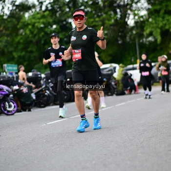 Runner Photo 4134232