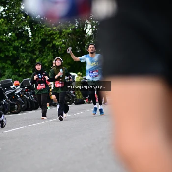 Runner Photo 4134233