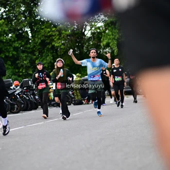 Runner Photo 4134234