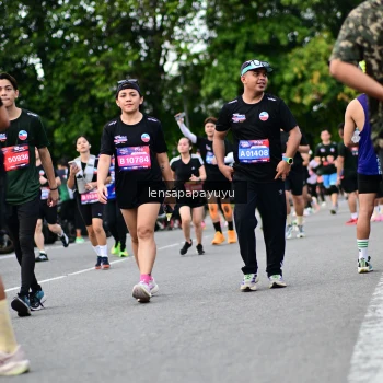 Runner Photo 4134250