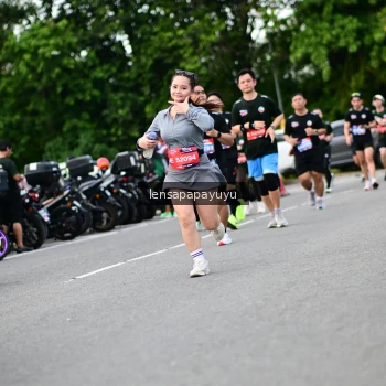 Runner Photo 4134265