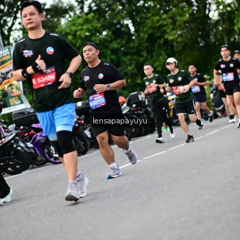 Runner Photo 4134284