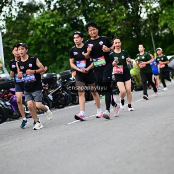 Runner Photo 4134290
