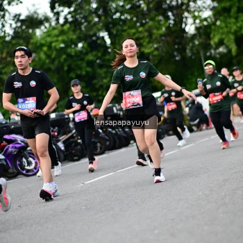 Runner Photo 4134301