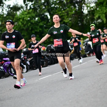 Runner Photo 4134302
