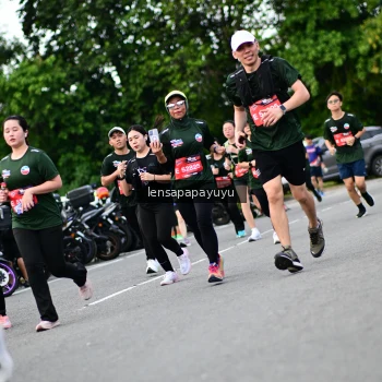 Runner Photo 4134305