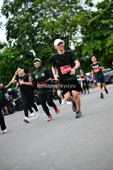 Runner Photo 4134308