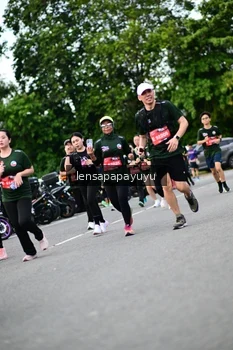 Runner Photo 4134310