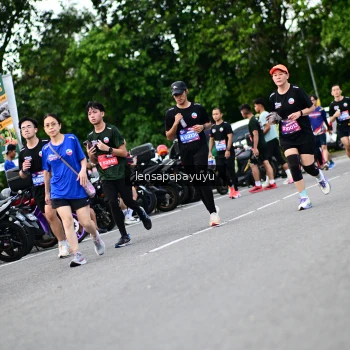 Runner Photo 4134326