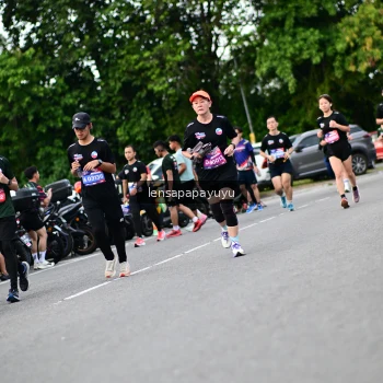 Runner Photo 4134330