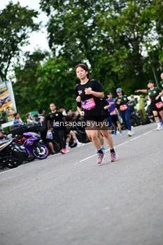 Runner Photo 4134343