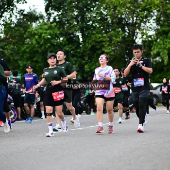 Runner Photo 4134350