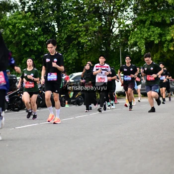 Runner Photo 4134360