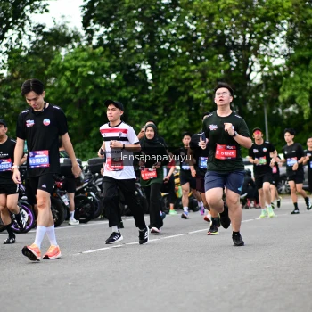Runner Photo 4134364