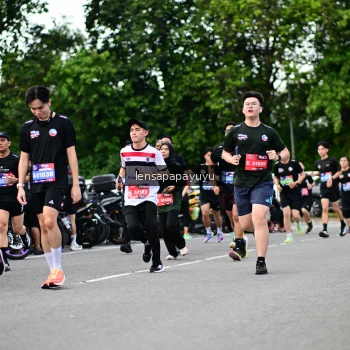 Runner Photo 4134365
