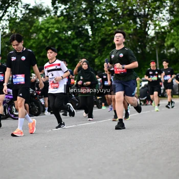 Runner Photo 4134369