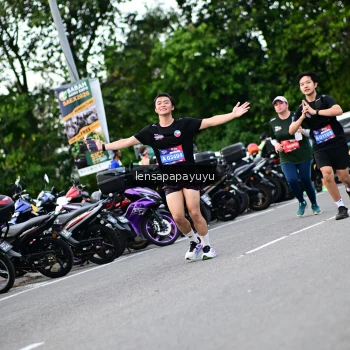 Runner Photo 4134390