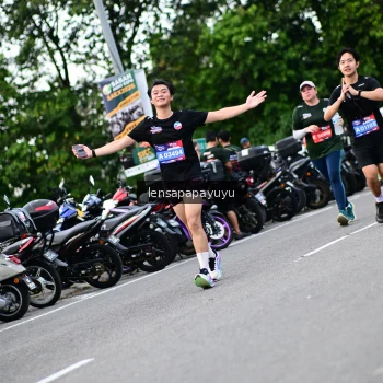 Runner Photo 4134394