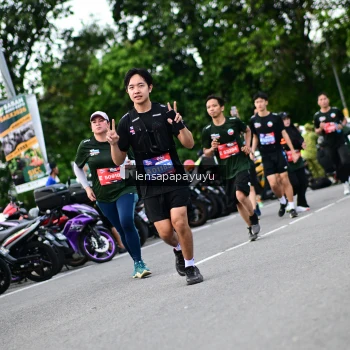 Runner Photo 4134401