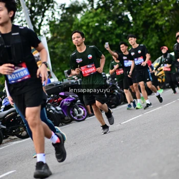 Runner Photo 4134408