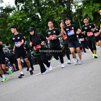 Runner Photo 4134409