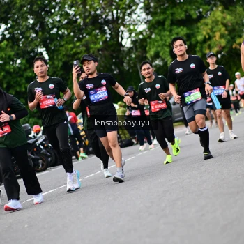 Runner Photo 4134415