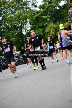 Runner Photo 4134423