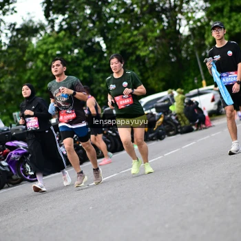 Runner Photo 4134433