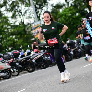 Runner Photo 4134444