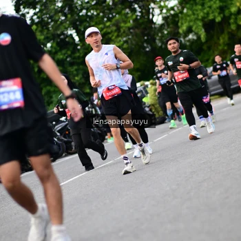 Runner Photo 4134451