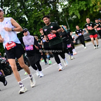 Runner Photo 4134455