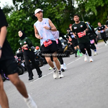 Runner Photo 4134458