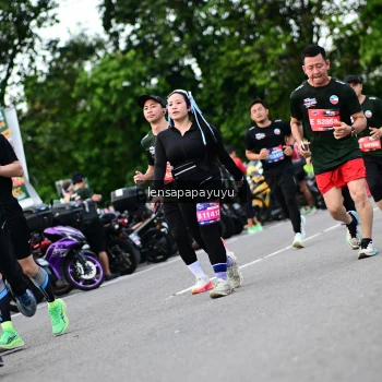 Runner Photo 4134470