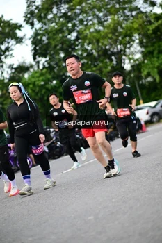 Runner Photo 4134478