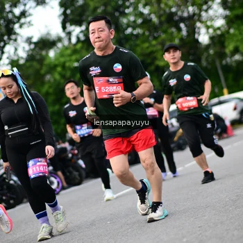 Runner Photo 4134481