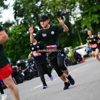 Runner Photo 4134482