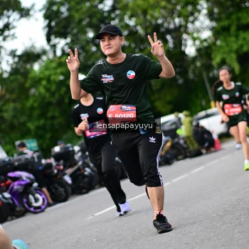 Runner Photo 4134483