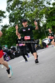 Runner Photo 4134484