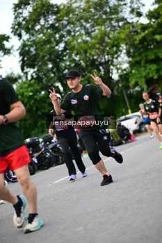 Runner Photo 4134486