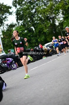 Runner Photo 4134494