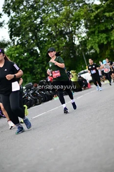 Runner Photo 4134509
