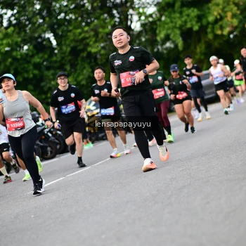 Runner Photo 4134517