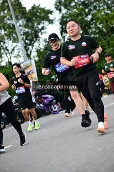Runner Photo 4134527